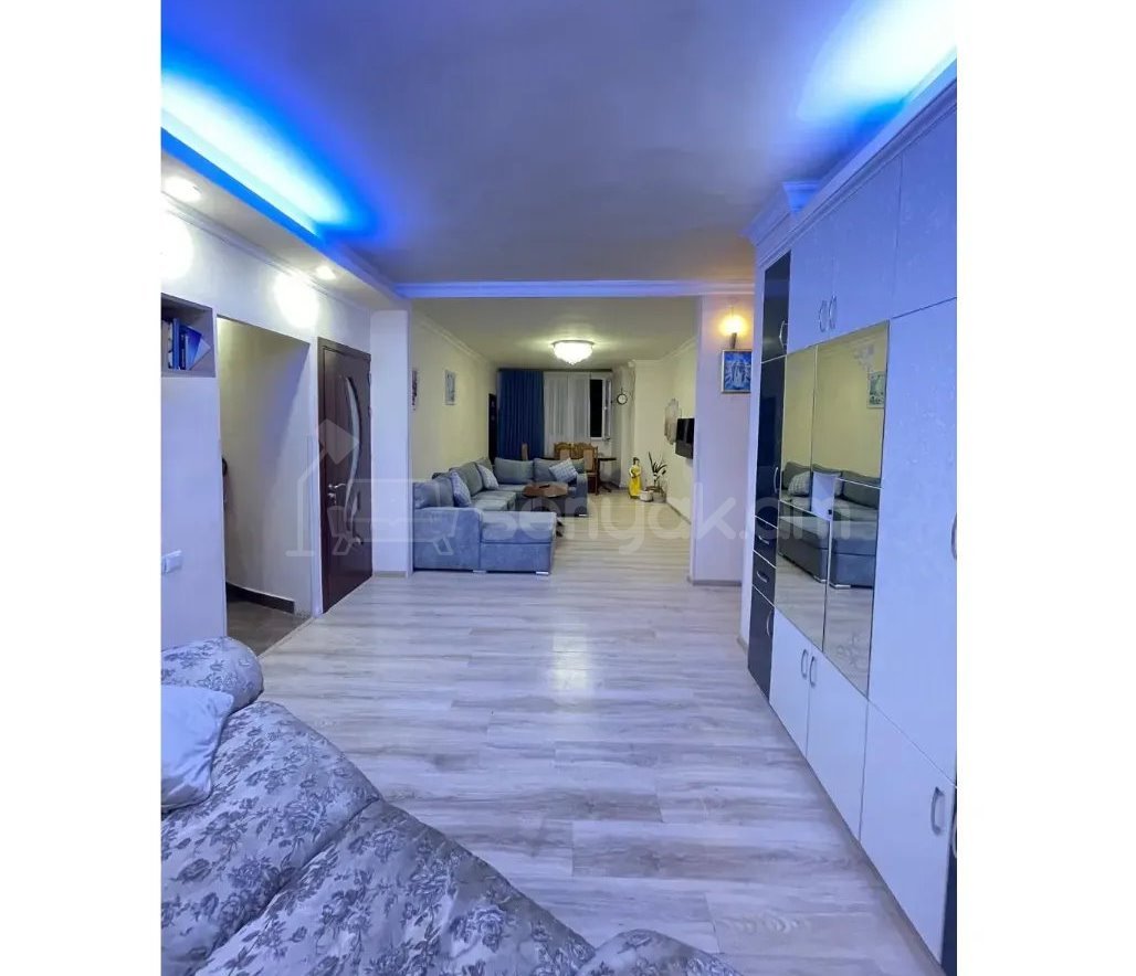 4 Սենյականոց Բնակարան, 95քմ, 10/16 հարկ, Կապիտալ Վերանորոգված