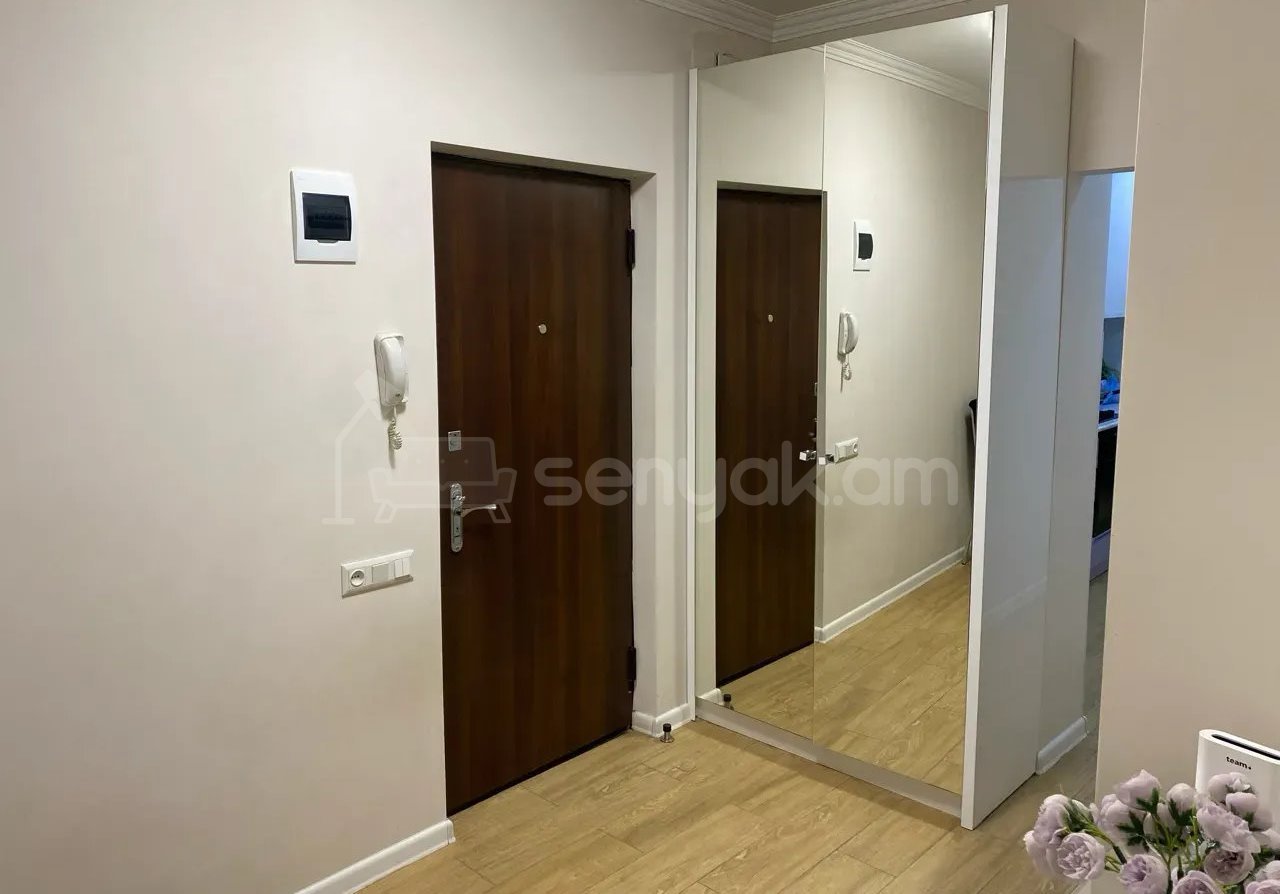 3 Սենյականոց Բնակարան, 85քմ, 3/9 հարկ, Կապիտալ Վերանորոգված