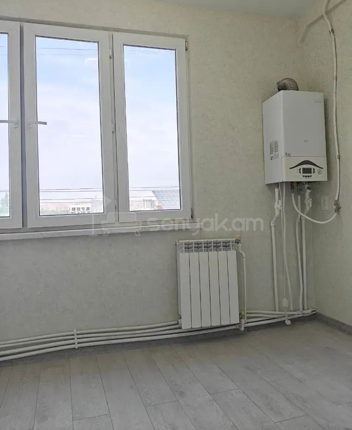 2 Սենյականոց Բնակարան Քարե Շենքում, 64քմ, 5/5 հարկ, Կապիտալ Վերանորոգված