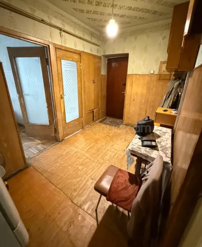 3 Սենյականոց Բնակարան Քարե Շենքում, 79քմ, 2/5 հարկ, Պետական Վիճակում