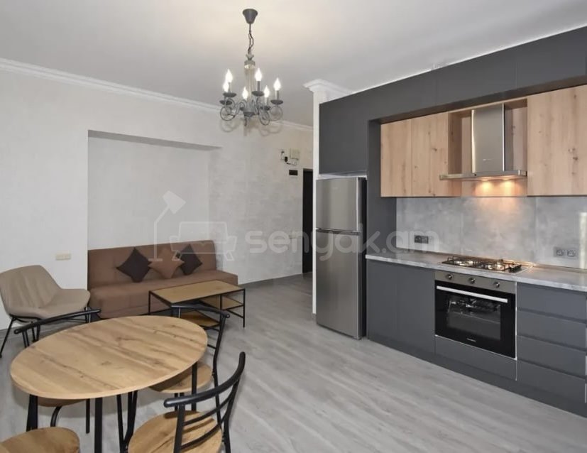 2 Սենյականոց Բնակարան Քարե Շենքում, 39քմ, 2/5 հարկ, Կապիտալ Վերանորոգված