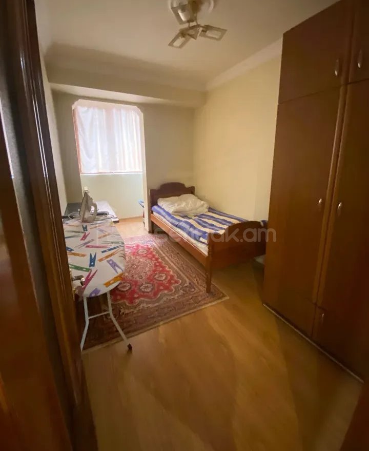 4 Սենյականոց Բնակարան, 98քմ, 2/9 հարկ, Կապիտալ Վերանորոգված