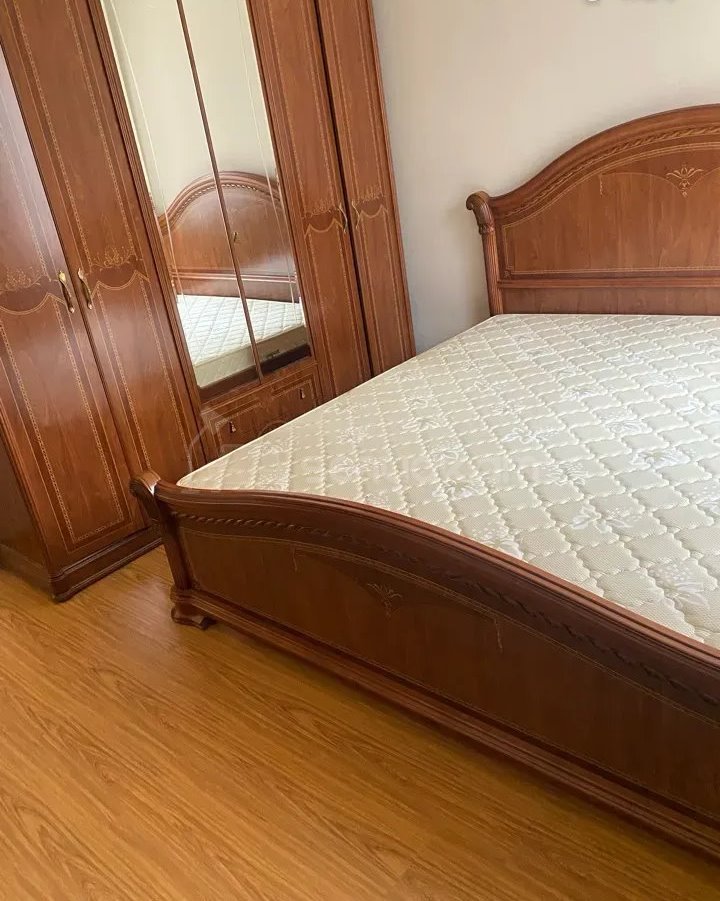 4 Սենյականոց Բնակարան, 98քմ, 2/9 հարկ, Կապիտալ Վերանորոգված