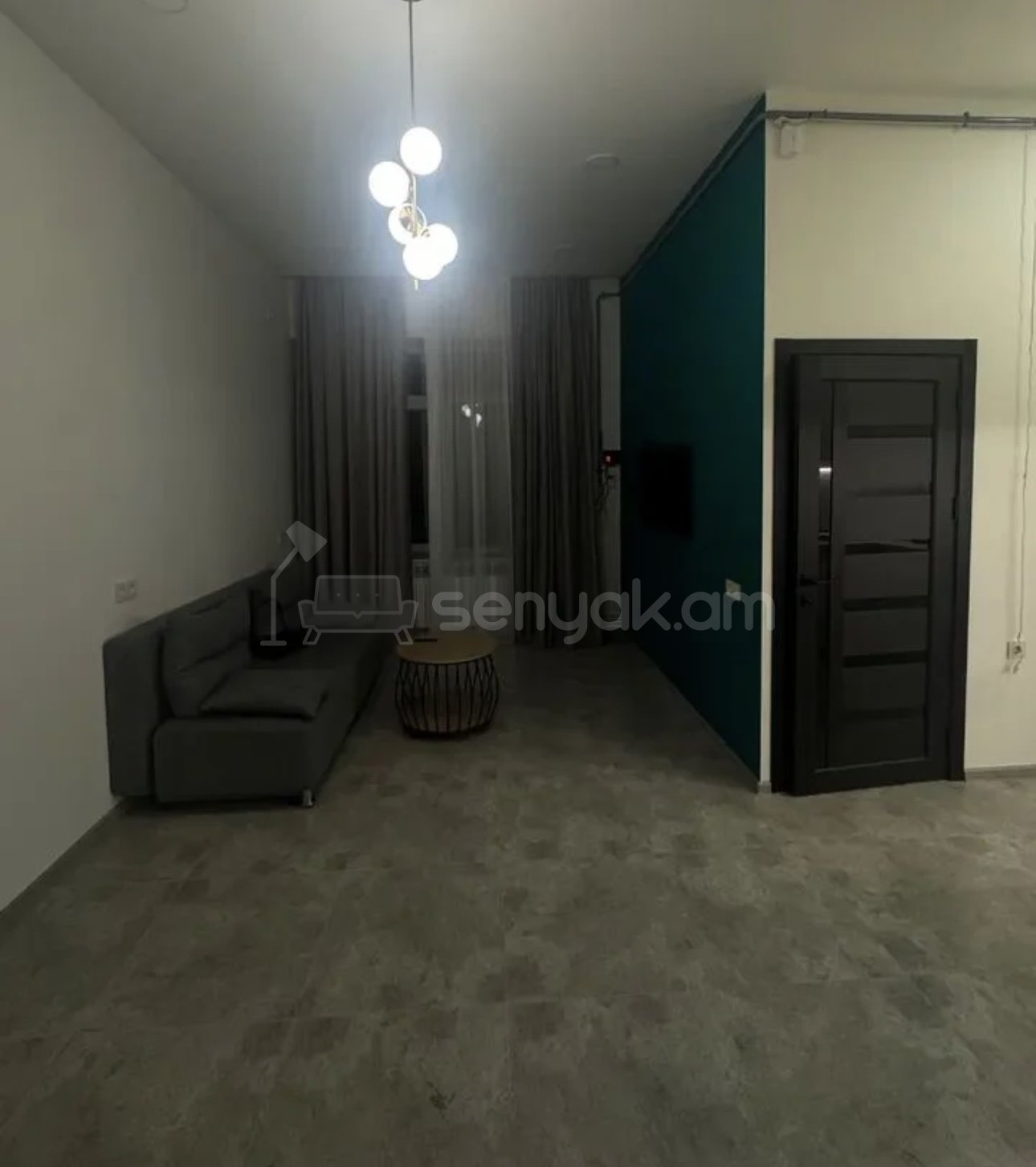 1 Սենյականոց Բնակարան Քարե Շենքում, 40քմ, 3/8 հարկ, Դիզայներական Վերանորոգված, Կահավորված