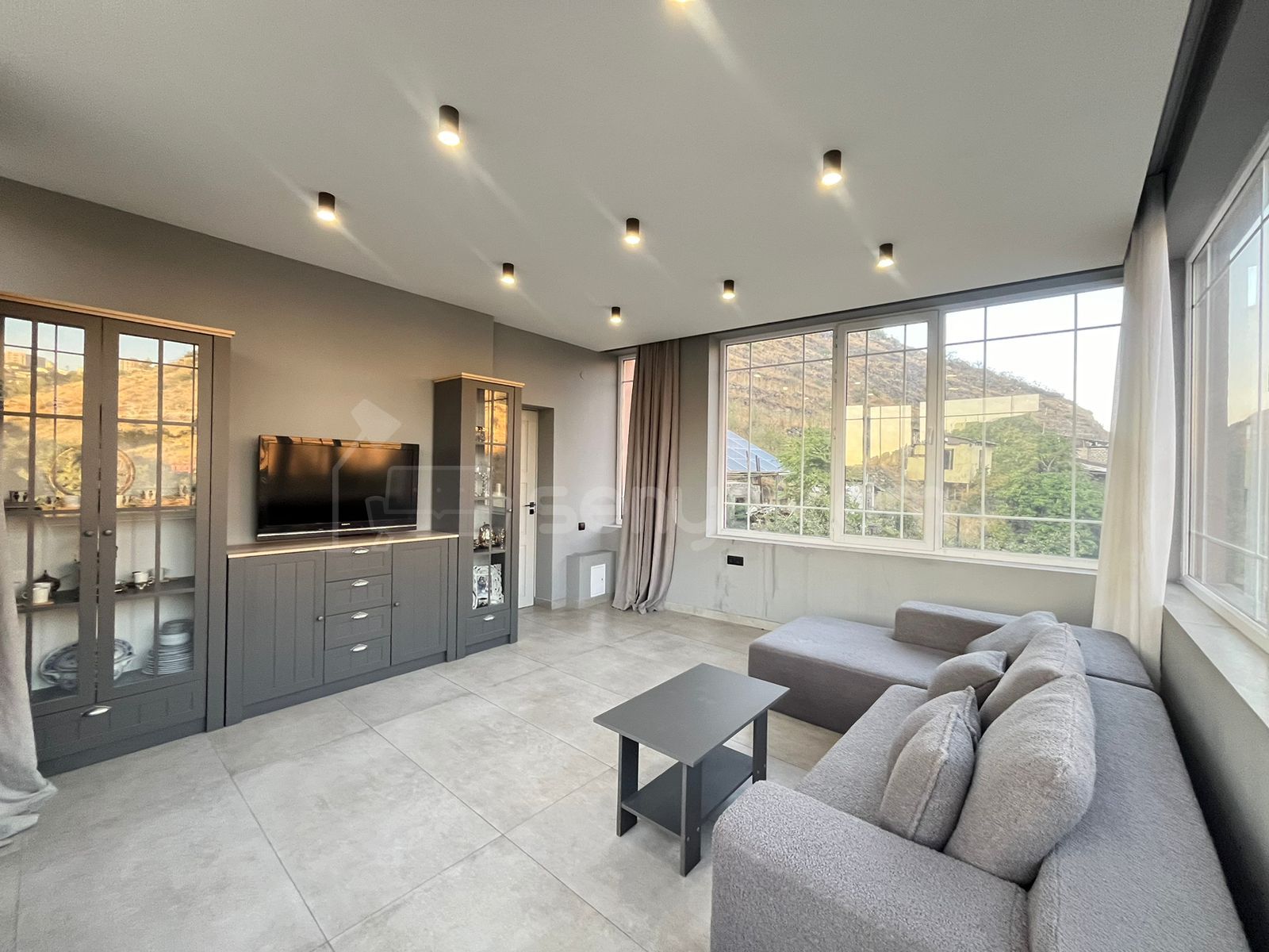 4 Սենյականոց Սեփական Տուն, 180քմ, Դիզայներական Վերանորոգված, Կահավորված