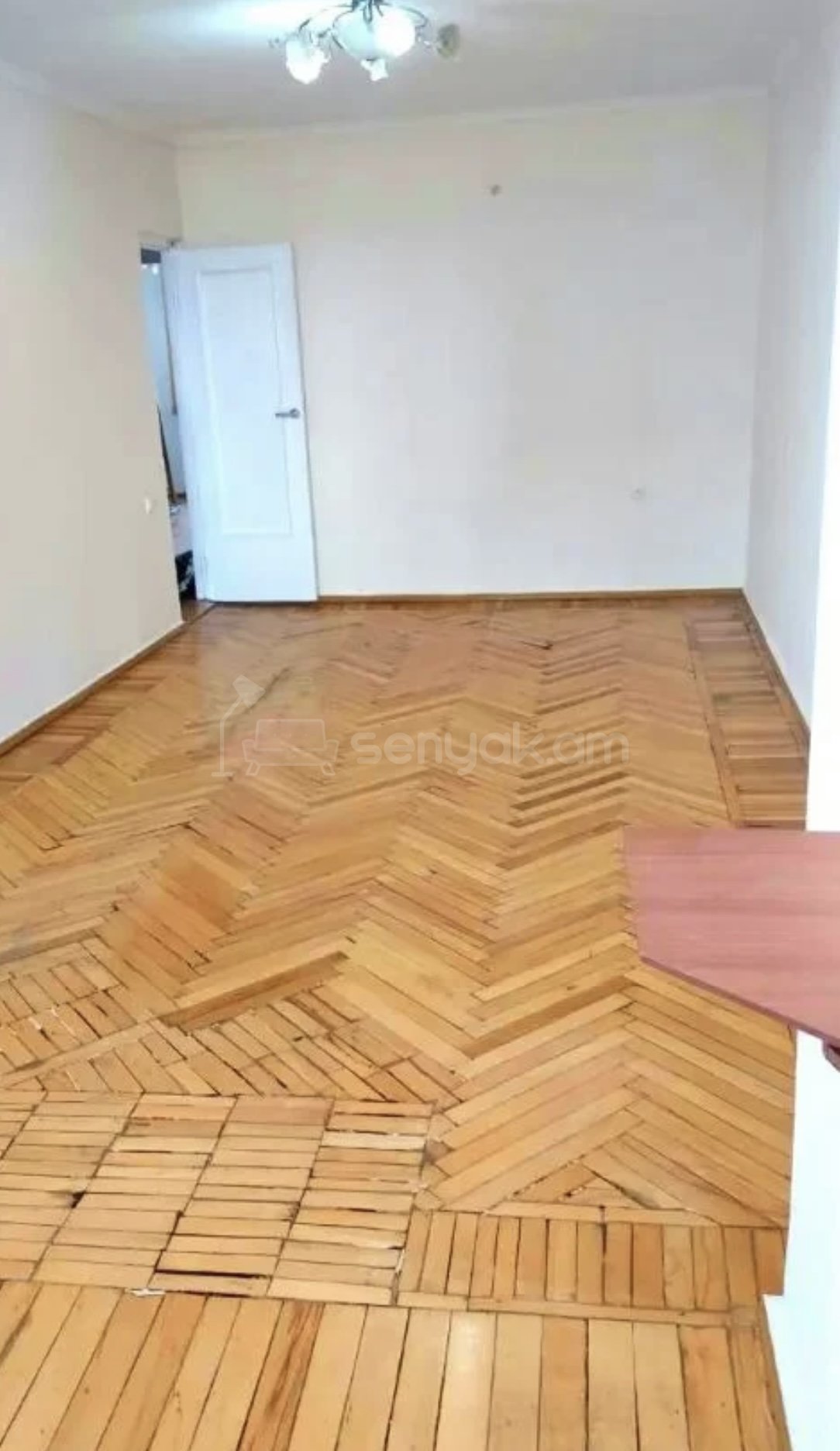 2 Սենյականոց Բնակարան Քարե Շենքում, 62քմ, 4/4 հարկ, Կապիտալ Վերանորոգված, Մասամբ Կահավորված