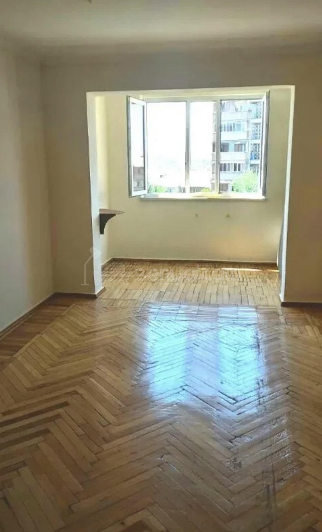 2 Սենյականոց Բնակարան Քարե Շենքում, 62քմ, 4/4 հարկ, Կապիտալ Վերանորոգված, Մասամբ Կահավորված