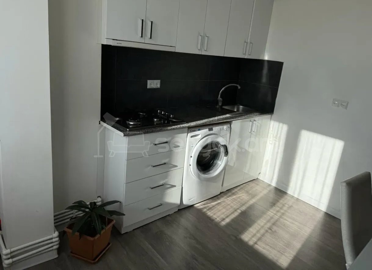 2 Սենյականոց Բնակարան, 41քմ, 7/10 հարկ, Դիզայներական Վերանորոգված