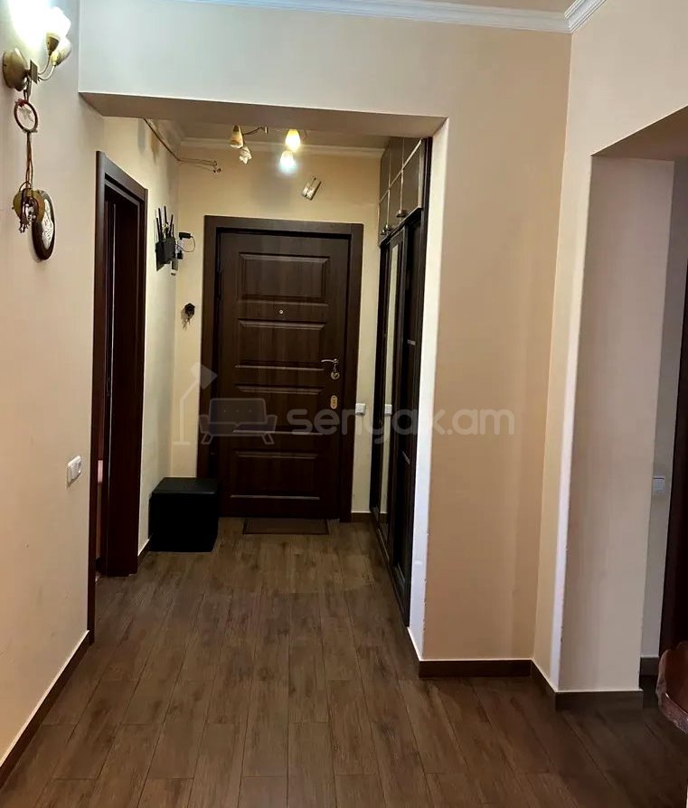 4 Սենյականոց Բնակարան, 95քմ, 4/9 հարկ, Կապիտալ Վերանորոգված