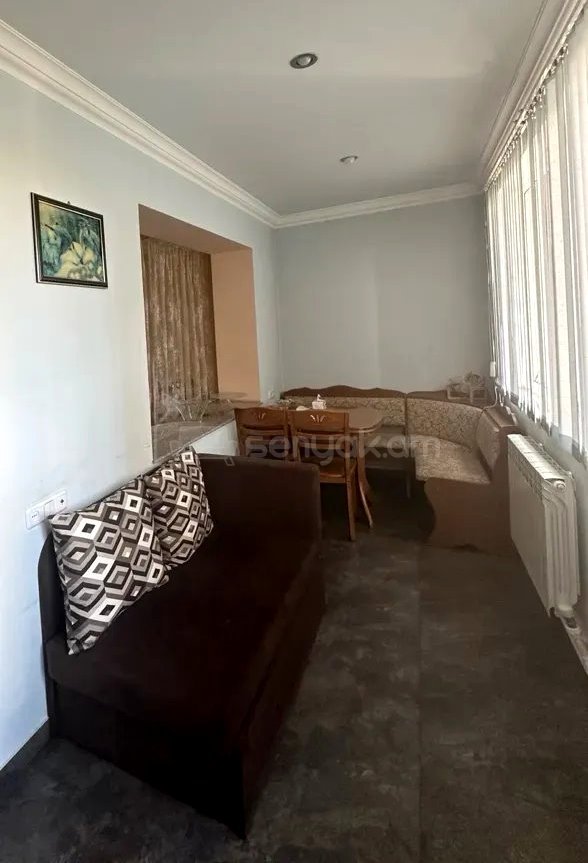 4 Սենյականոց Բնակարան, 95քմ, 4/9 հարկ, Կապիտալ Վերանորոգված