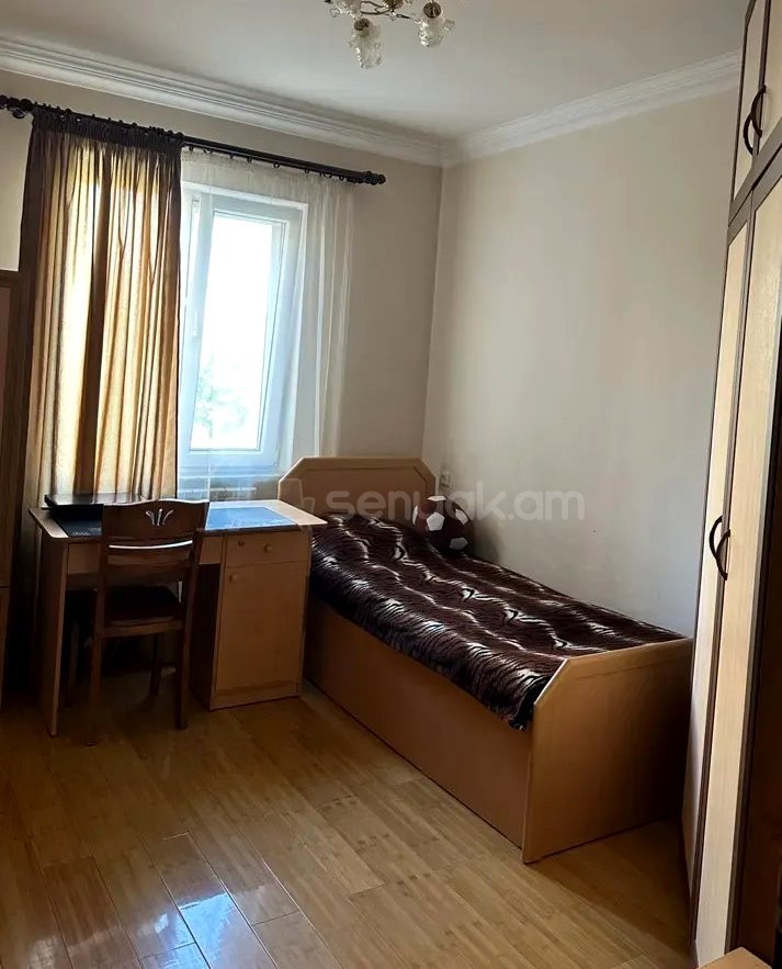 4 Սենյականոց Բնակարան, 95քմ, 4/9 հարկ, Կապիտալ Վերանորոգված