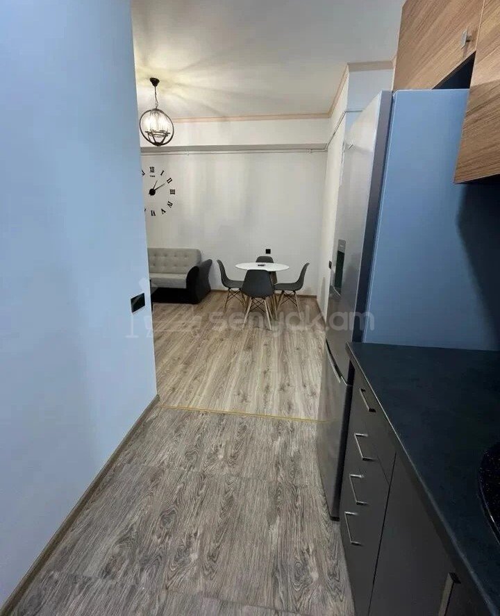 2 Սենյականոց Բնակարան Նորակառույցում, 44քմ, 2/4 հարկ, Կապիտալ Վերանորոգված