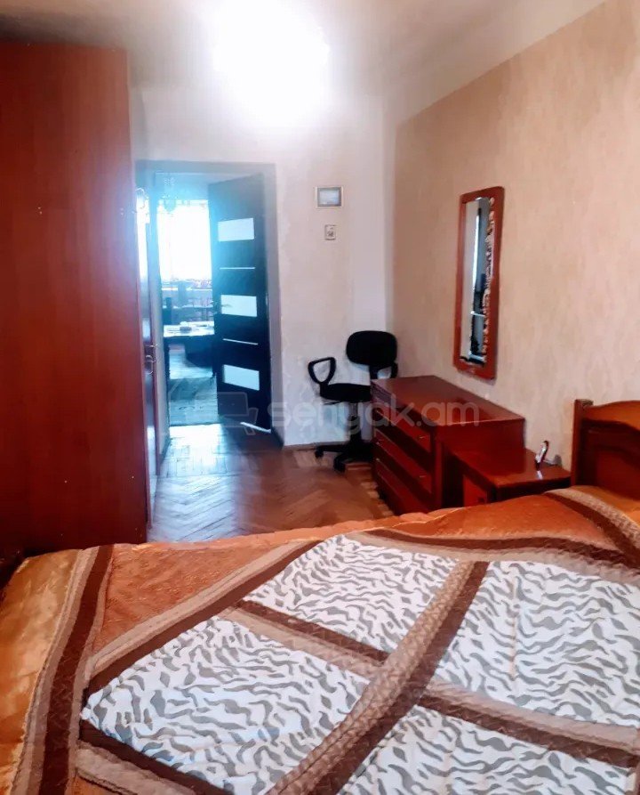 2 Սենյականոց Բնակարան Քարե Շենքում, 56քմ, 4/4 հարկ, Կապիտալ Վերանորոգված, Կահավորված, Արևկող