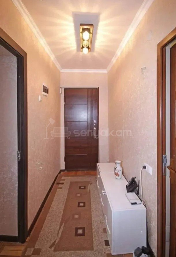 2 Սենյականոց Բնակարան Քարե Շենքում, 56քմ, 4/4 հարկ, Կապիտալ Վերանորոգված, Կահավորված, Արևկող