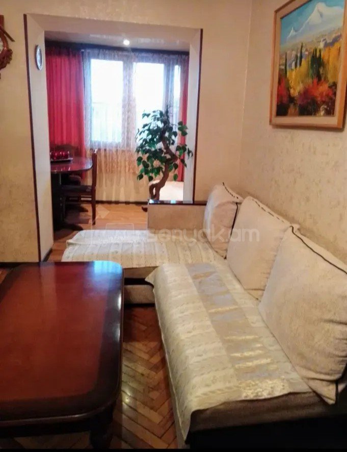 2 Սենյականոց Բնակարան Քարե Շենքում, 56քմ, 4/4 հարկ, Կապիտալ Վերանորոգված, Կահավորված, Արևկող