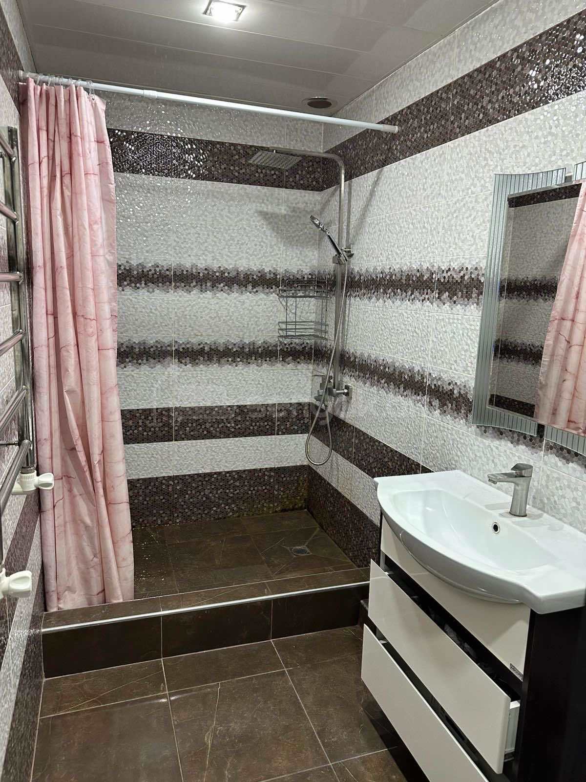 3 Սենյականոց Բնակարան Նորակառույց Քարե Շենքում, 67քմ, 1/1 հարկ, Կապիտալ Վերանորոգված