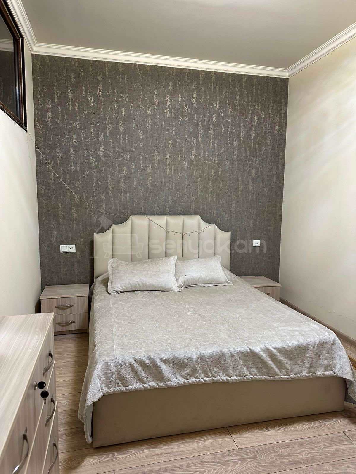 3 Սենյականոց Բնակարան Նորակառույց Քարե Շենքում, 67քմ, 1/1 հարկ, Կապիտալ Վերանորոգված