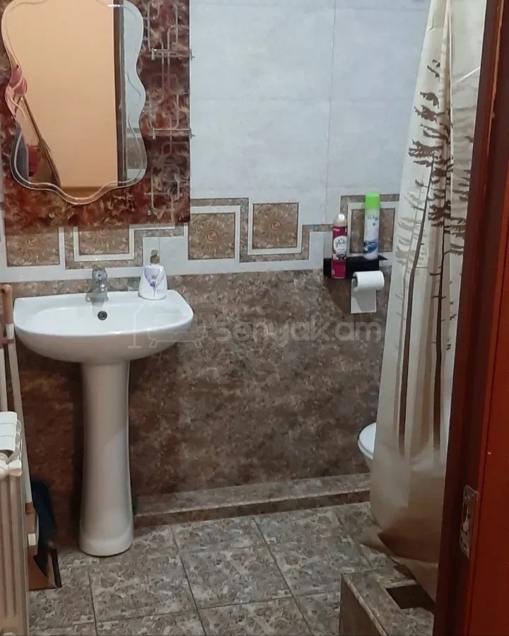 2 Սենյականոց Բնակարան Նորակառույց Քարե Շենքում, 50քմ, 7/8 հարկ, Դիզայներական Վերանորոգված, Կահավորված