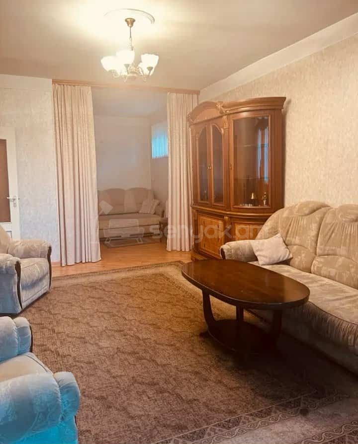 2 Սենյականոց Բնակարան Քարե Շենքում, 67քմ, 2/5 հարկ, Նորմալ Վիճակում