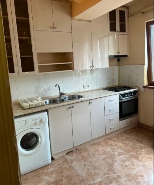 3 Սենյականոց Բնակարան, 63քմ, 3/16 հարկ, Կապիտալ Վերանորոգված