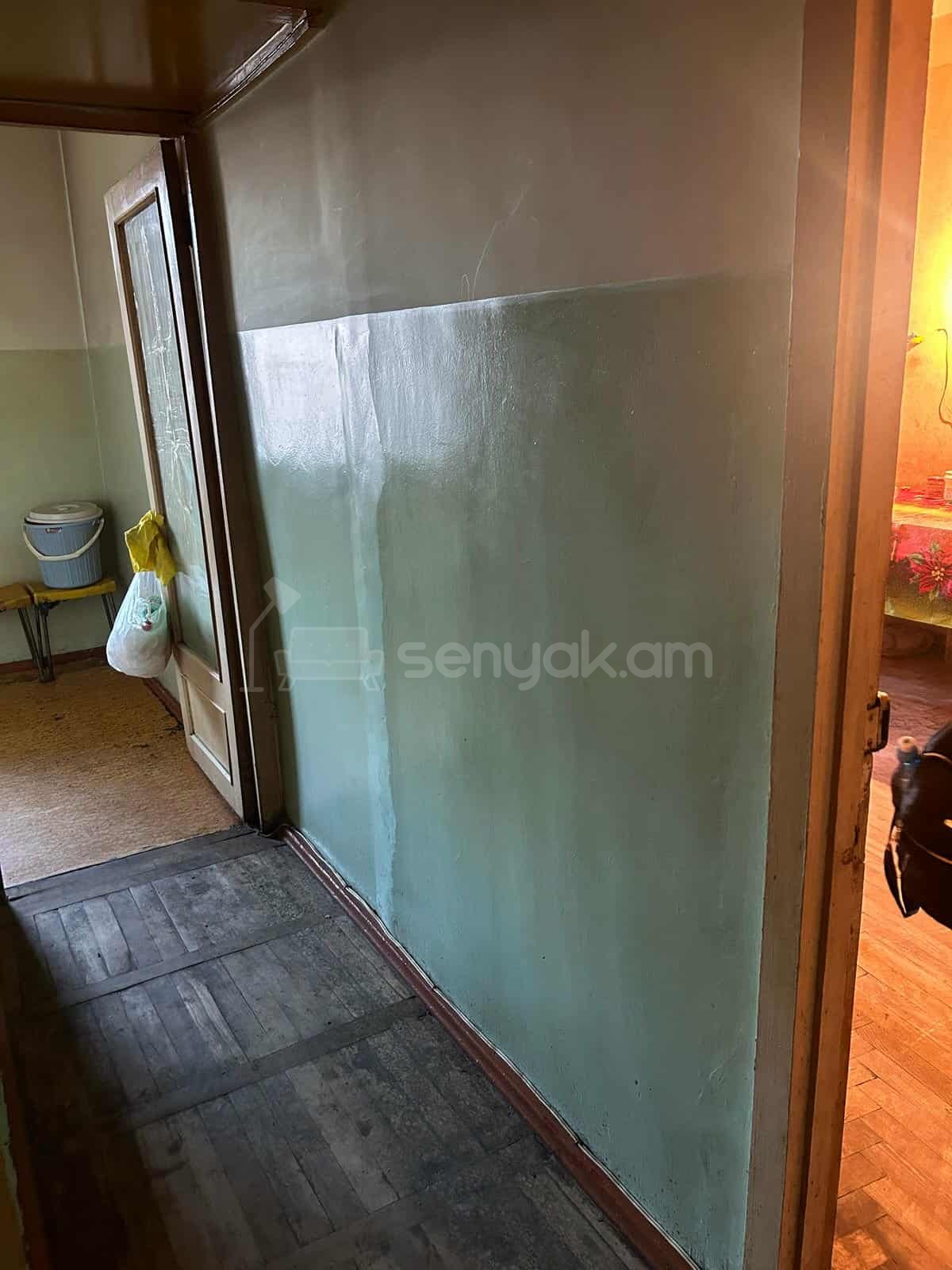 1 Սենյականոց Բնակարան Քարե Շենքում, 37քմ, 4/5 հարկ, Պետական Վիճակում