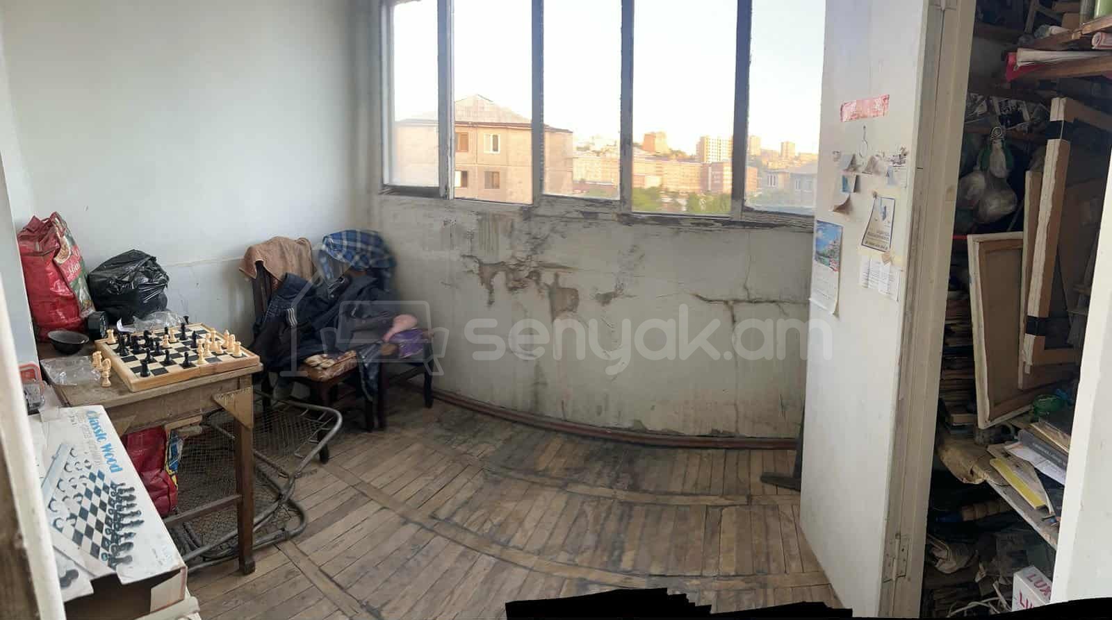 1 Սենյականոց Բնակարան Քարե Շենքում, 37քմ, 4/5 հարկ, Պետական Վիճակում