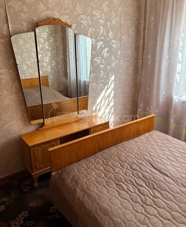 2 Սենյականոց Բնակարան, 70քմ, 1/9 հարկ, Կոսմետիկ Վերանորոգված, Կահավորված, Արևկող