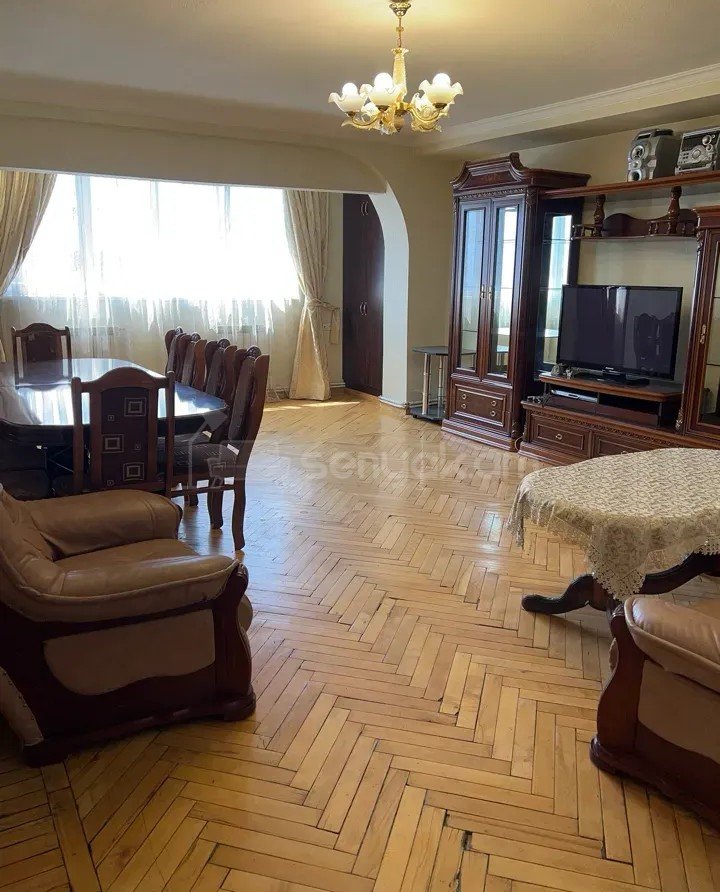 2 Սենյականոց Բնակարան, 72քմ, 4/13 հարկ, Կապիտալ Վերանորոգված, Կահավորված, Արևկող