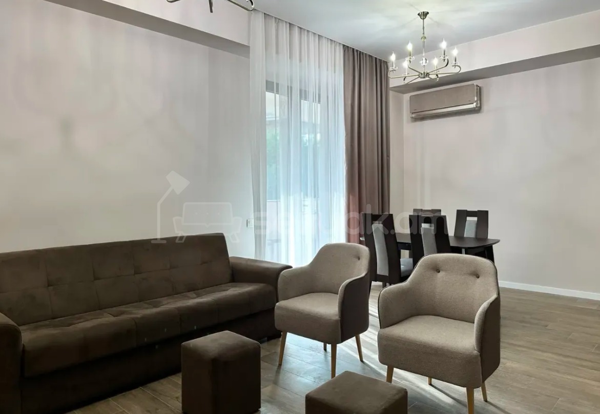 4 Սենյականոց Բնակարան Նորակառույցում, 83քմ, 2/16 հարկ, Դիզայներական Վերանորոգված