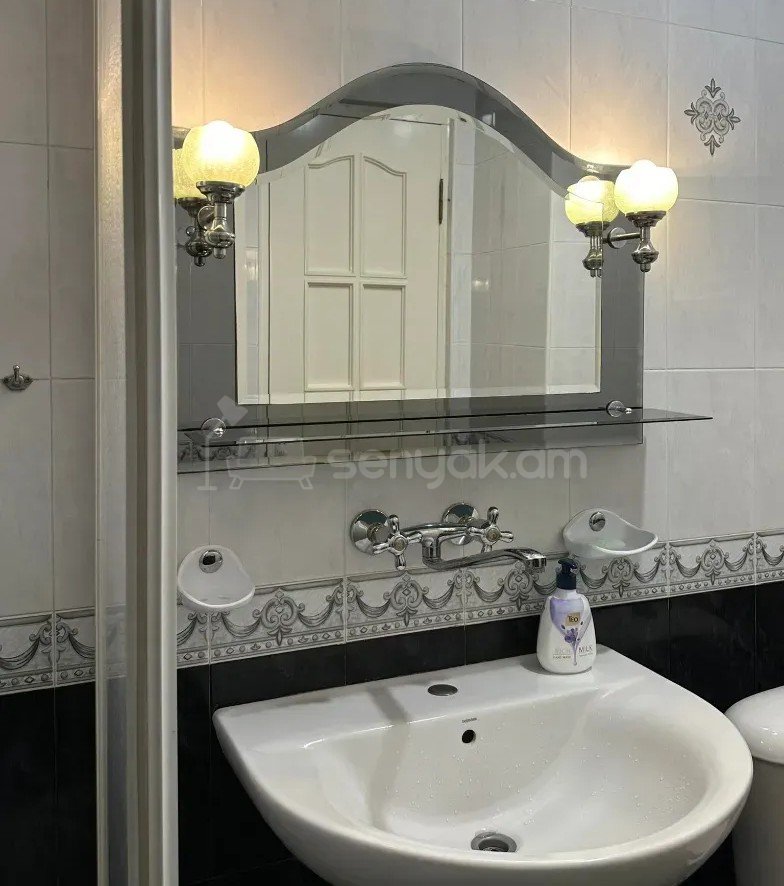 2 Սենյականոց Բնակարան, 68քմ, 11/12 հարկ, Կապիտալ Վերանորոգված, Կահավորված, Արևկող