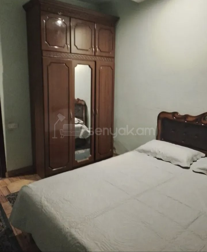 2 Սենյականոց Բնակարան Քարե Շենքում, 56քմ, 1/14 հարկ, Նորմալ Վիճակում, Կահավորված