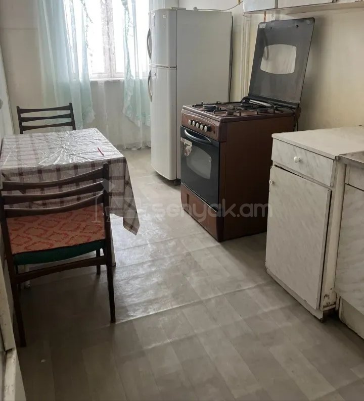 3 Սենյականոց Բնակարան, 78քմ, 7/14 հարկ, Նորմալ Վիճակում, Կահավորված, Արևկող