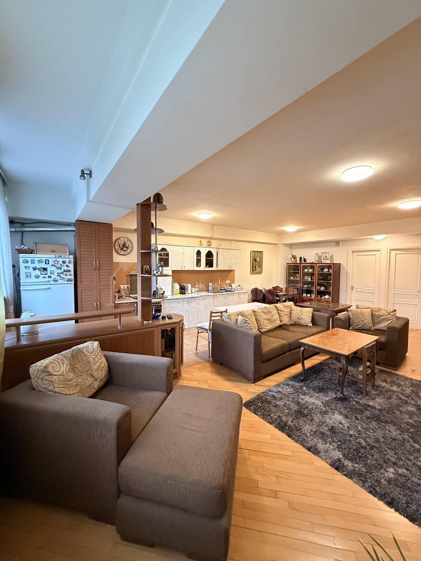 3 Սենյականոց Բնակարան, 84քմ, 5/9 հարկ, Կապիտալ Վերանորոգված