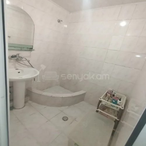 3 Սենյականոց Բնակարան, 75քմ, 9/9 հարկ, Կոսմետիկ Վերանորոգված, Կահավորված, Արևկող