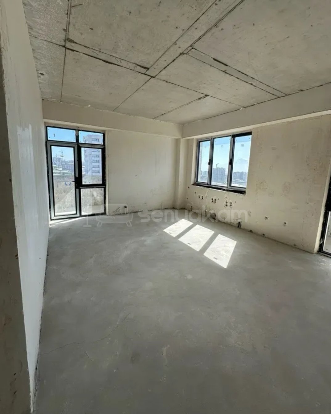 4 Սենյականոց Բնակարան Նորակառույցում, 144քմ, 10/15 հարկ, Զրոյական Վիճակում