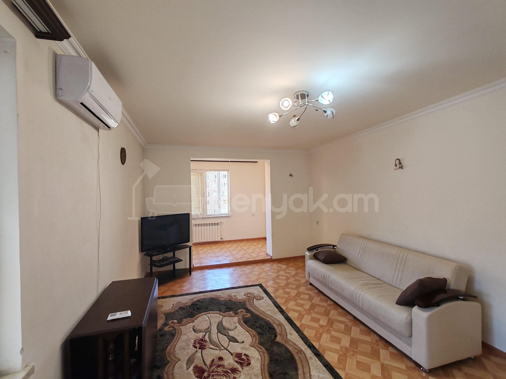 2 Սենյականոց Բնակարան, 70քմ, 8/9 հարկ, Նորմալ Վիճակում, Կահավորված