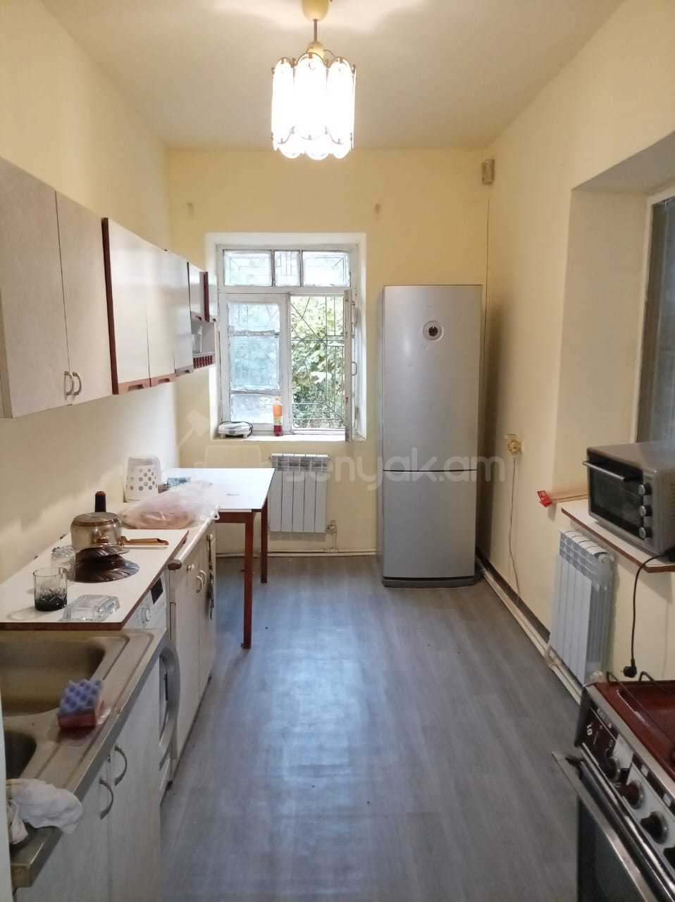 2 Սենյականոց Սեփական Տուն, 65քմ, Նորմալ Վիճակում, Կահավորված, Ավտոտնակով