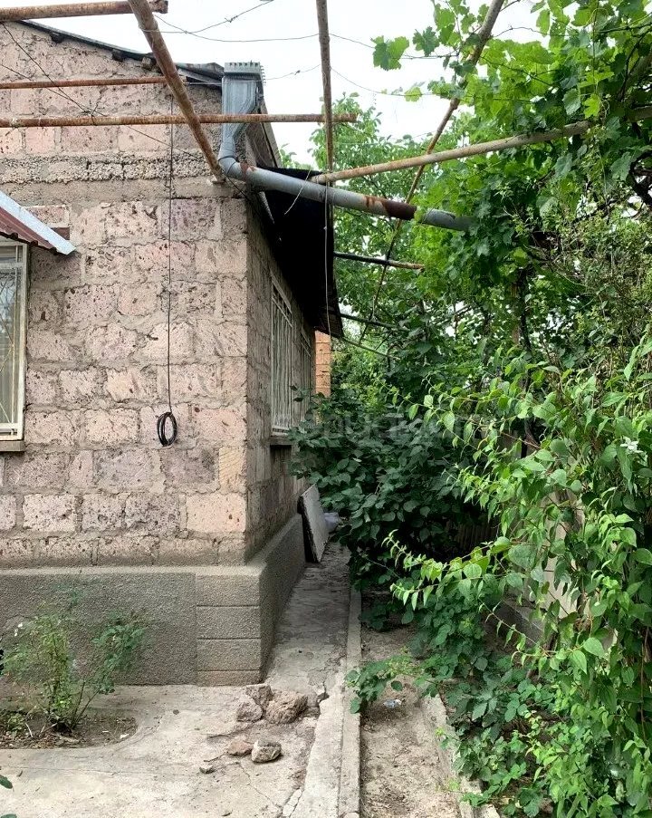 3 Սենյականոց Սեփական Տուն, 120քմ, Կոսմետիկ Վերանորոգված, Ավտոտնակով