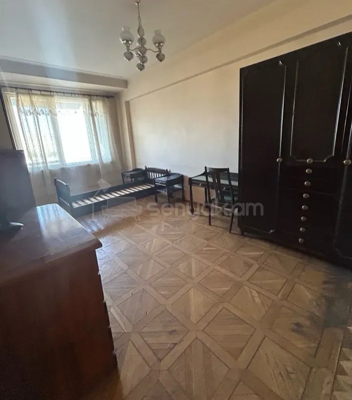 3 Սենյականոց Բնակարան, 86քմ, 8/9 հարկ, Պետական Վիճակում