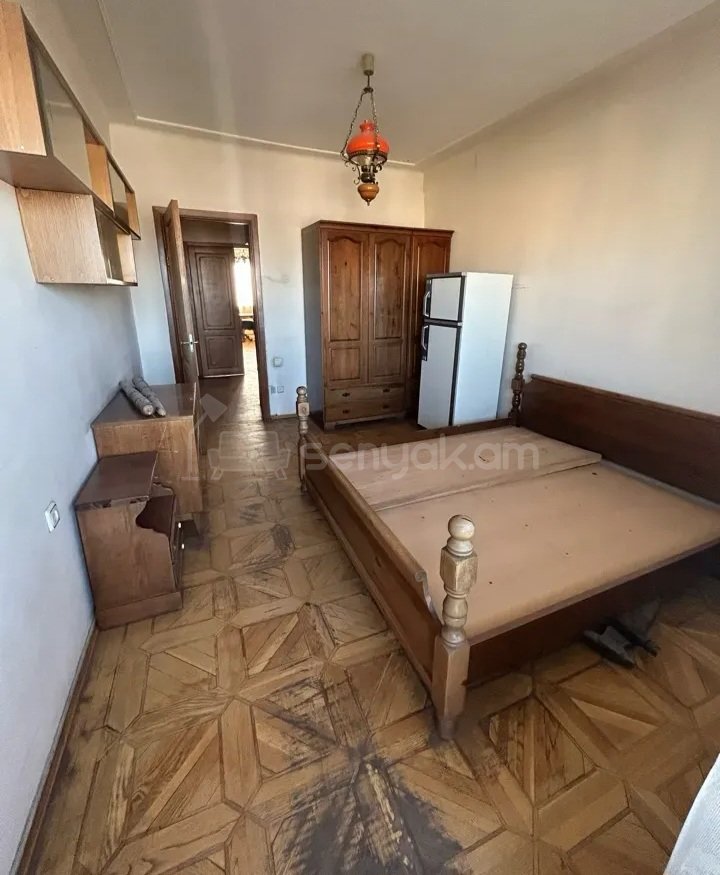 3 Սենյականոց Բնակարան, 86քմ, 8/9 հարկ, Պետական Վիճակում