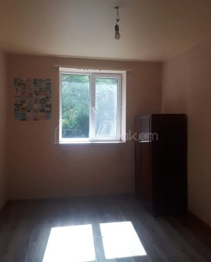 3 Սենյականոց Սեփական Տուն, 70քմ, Կոսմետիկ Վերանորոգված