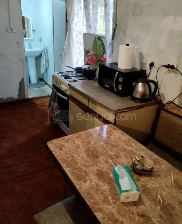 4 Սենյականոց Սեփական Տուն, 97քմ, Կոսմետիկ Վերանորոգված