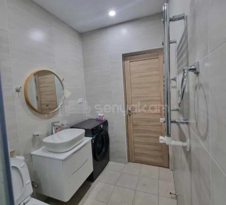 3 Սենյականոց Բնակարան Նորակառույցում, 85քմ, 5/18 հարկ, Դիզայներական Վերանորոգված, Կահավորված, Արևկող