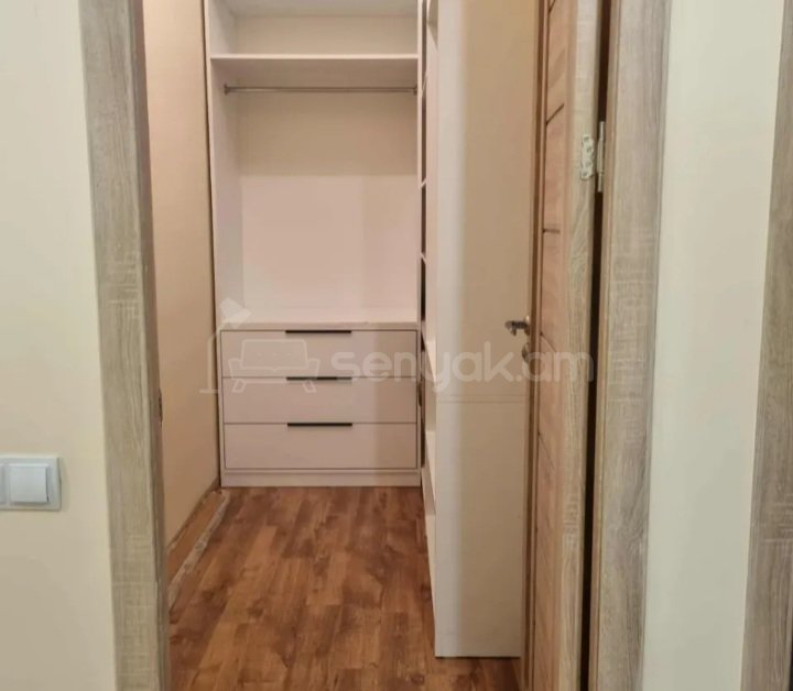 3 Սենյականոց Բնակարան Նորակառույցում, 85քմ, 5/18 հարկ, Դիզայներական Վերանորոգված, Կահավորված, Արևկող