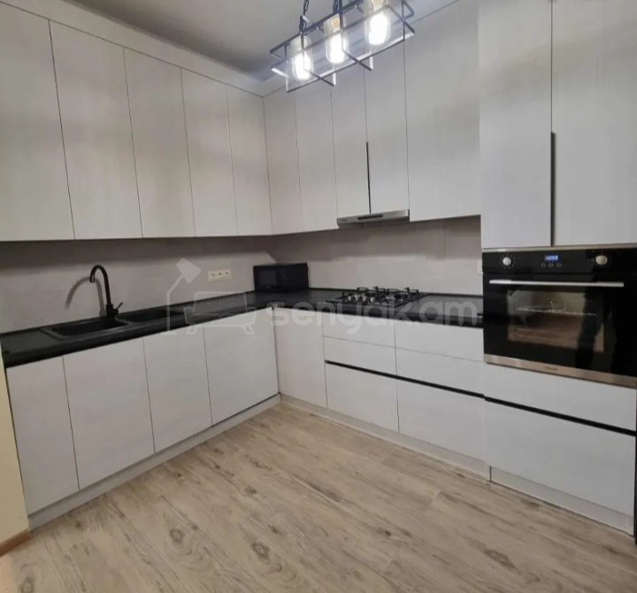 3 Սենյականոց Բնակարան Նորակառույցում, 85քմ, 5/18 հարկ, Դիզայներական Վերանորոգված, Կահավորված, Արևկող