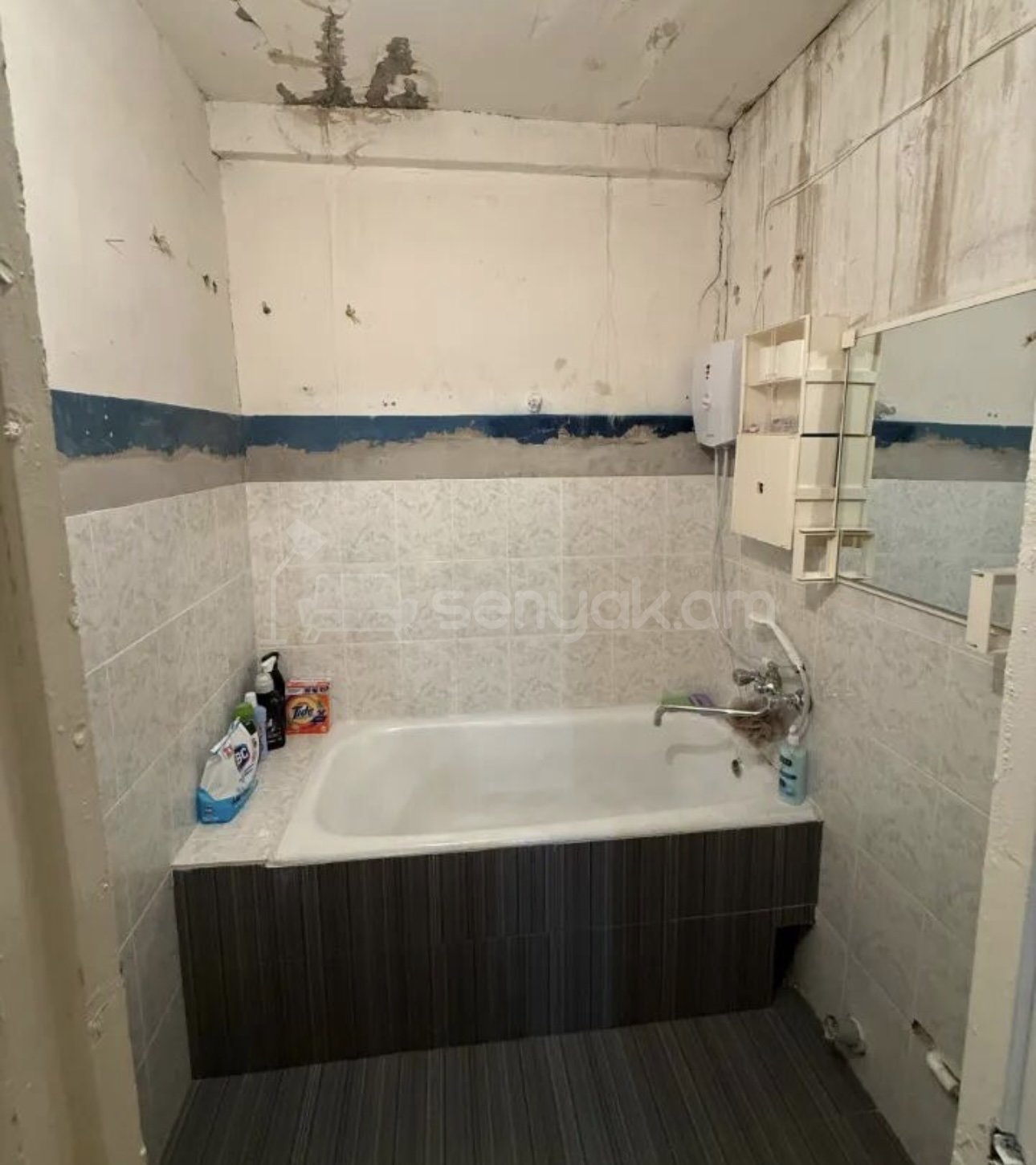 1 Սենյականոց Բնակարան, 50քմ, 4/9 հարկ, Կոսմետիկ Վերանորոգված, Մասամբ Կահավորված, Արևկող