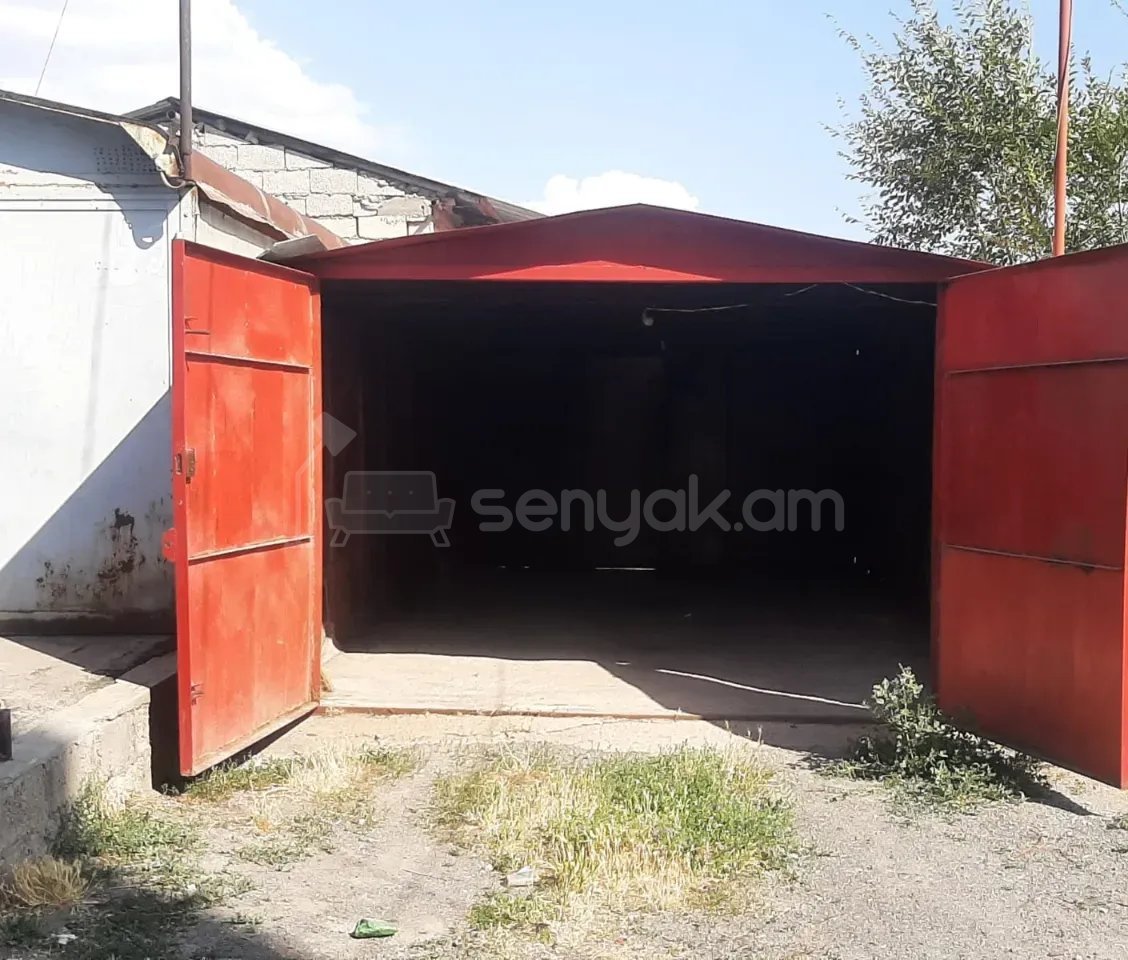 3 Սենյականոց Բնակարան Քարե Շենքում, 70քմ, 3/5 հարկ, Կոսմետիկ Վերանորոգված