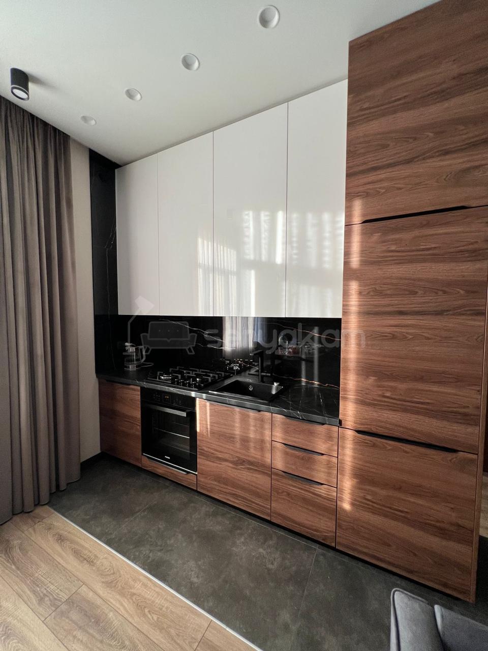 2 Սենյականոց Բնակարան Քարե Շենքում, 45քմ, 4/4 հարկ, Դիզայներական Վերանորոգված, Կահավորված, Արևկող