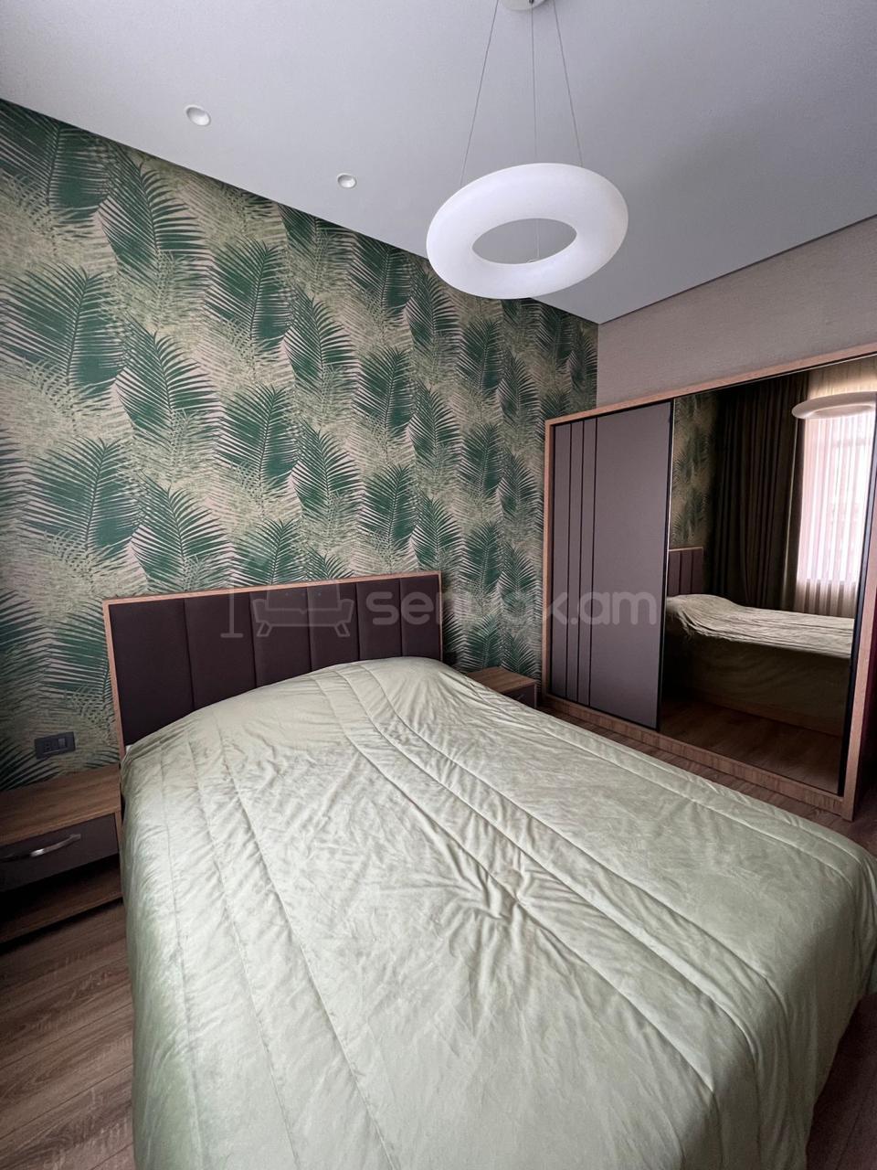 2 Սենյականոց Բնակարան Քարե Շենքում, 45քմ, 4/4 հարկ, Դիզայներական Վերանորոգված, Կահավորված, Արևկող