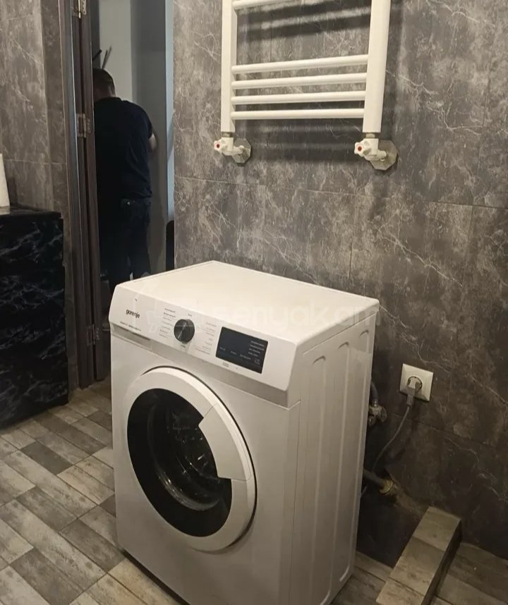 3 Սենյականոց Բնակարան, 74քմ, 5/9 հարկ, Կապիտալ Վերանորոգված, Կահավորված, Արևկող